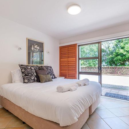 Onetangi Beach Apartments Luaran gambar