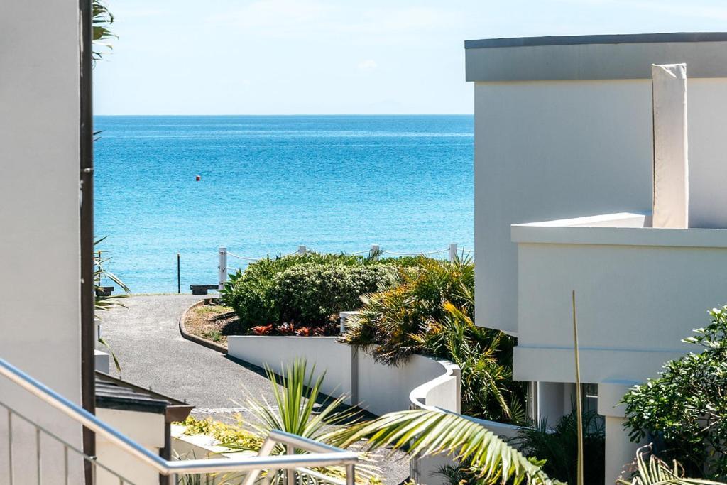 Onetangi Beach Apartments Luaran gambar