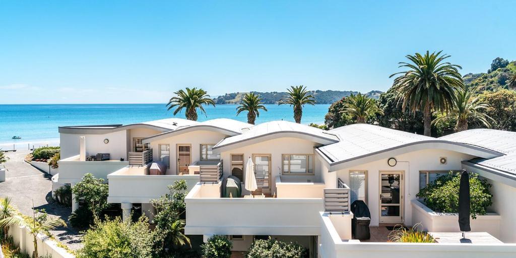 Onetangi Beach Apartments Luaran gambar