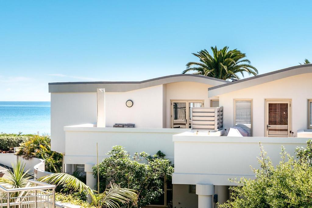 Onetangi Beach Apartments Luaran gambar