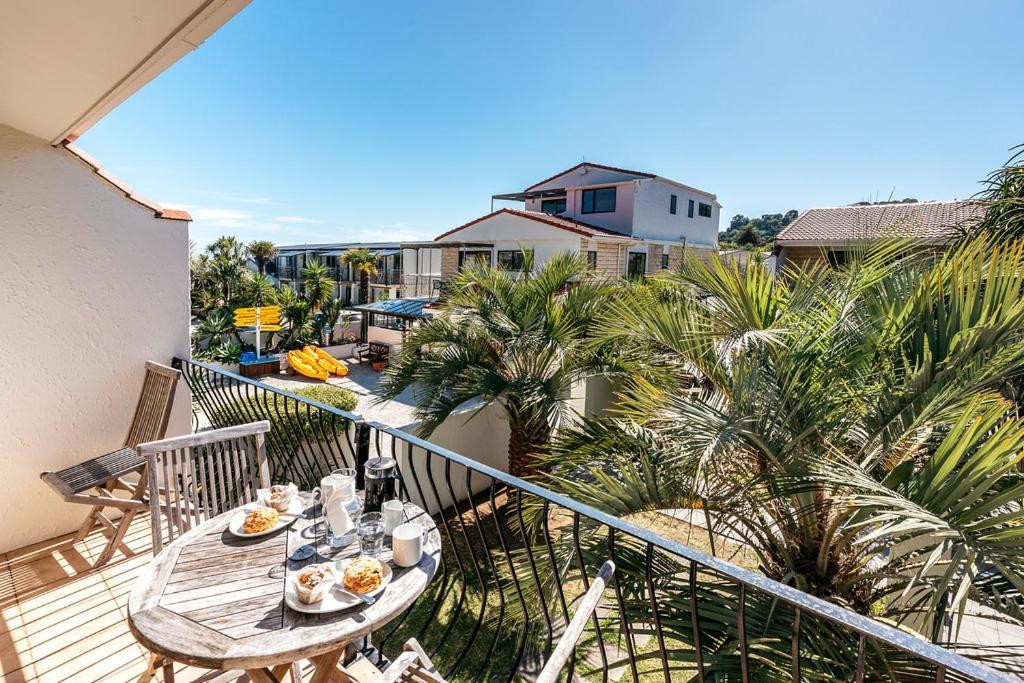 Onetangi Beach Apartments Luaran gambar
