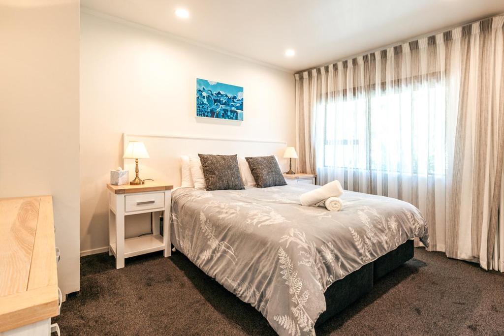 Onetangi Beach Apartments Luaran gambar