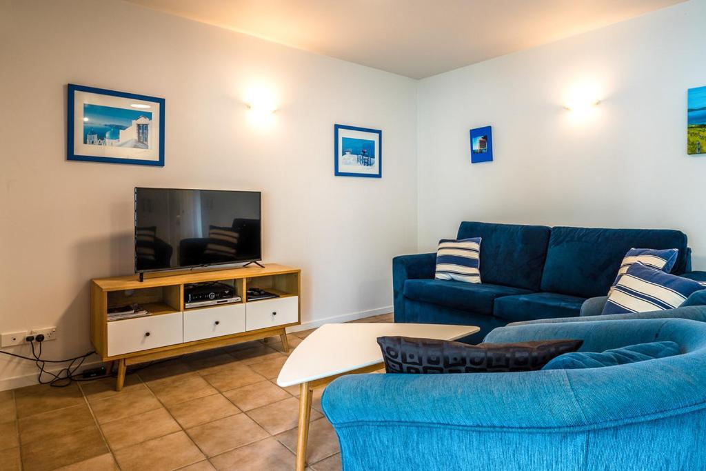 Onetangi Beach Apartments Luaran gambar