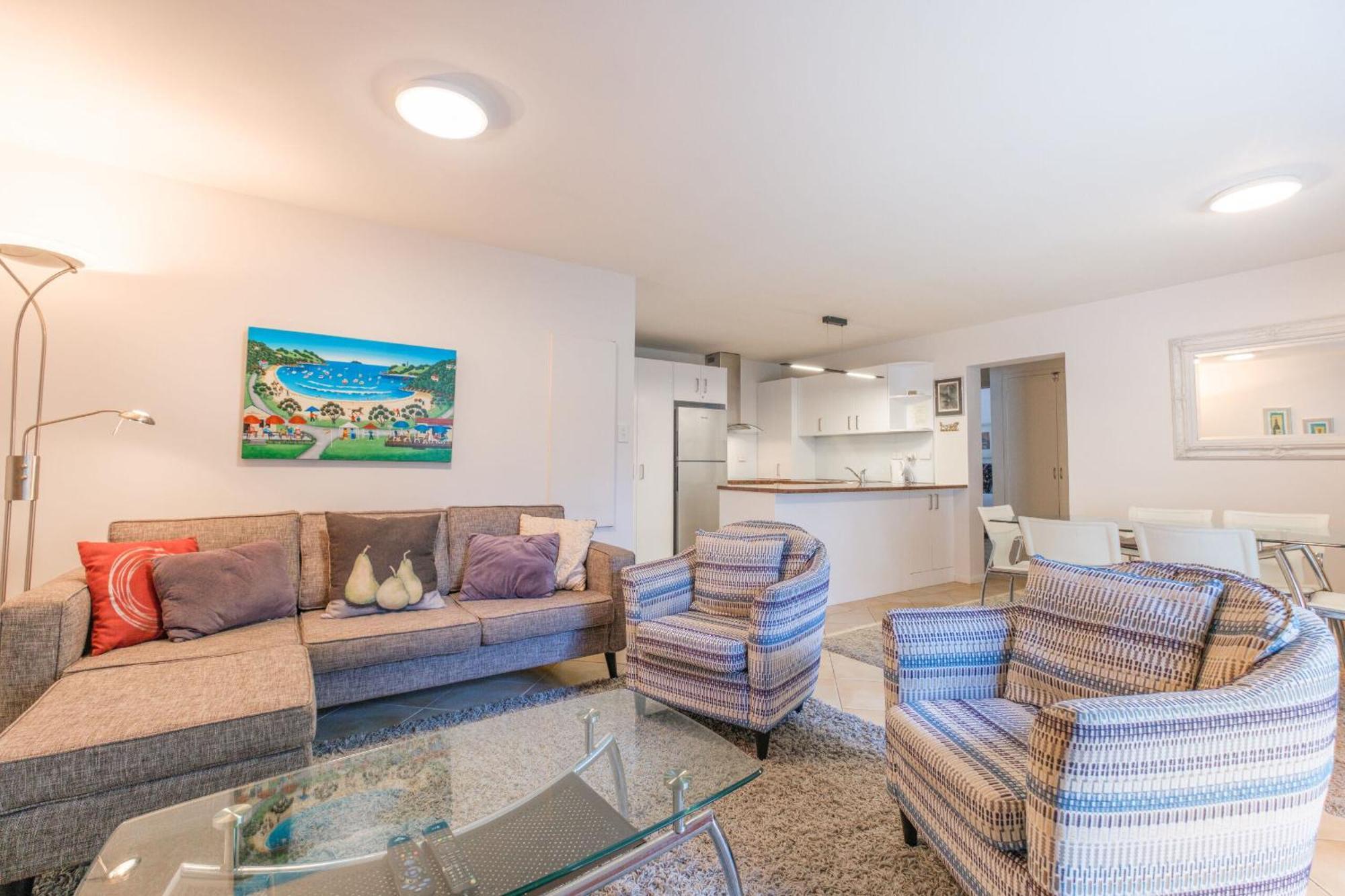 Onetangi Beach Apartments Luaran gambar